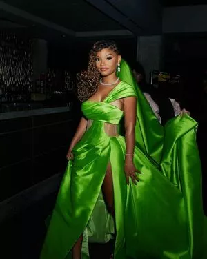 Halle Bailey OnlyFans Leaked Free Thumbnail Picture - #IKzfIWtxA3