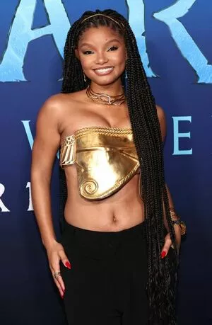 Halle Bailey OnlyFans Leaked Free Thumbnail Picture - #LTfcIjafT2
