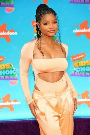 Halle Bailey OnlyFans Leaked Free Thumbnail Picture - #VaxCQmZSL6