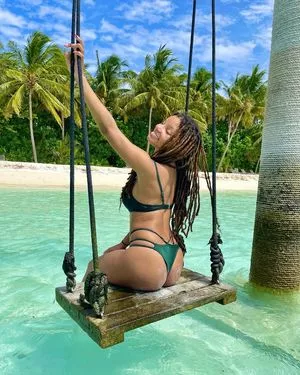 Halle Bailey OnlyFans Leaked Free Thumbnail Picture - #WrOQe6lv4w