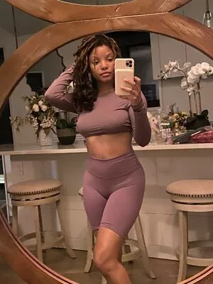 Halle Bailey OnlyFans Leaked Free Thumbnail Picture - #Y1EzdkOcw2
