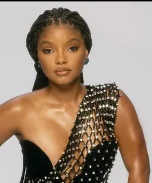 Halle Bailey OnlyFans Leaked Free Thumbnail Picture - #ZVfYNfuMq7