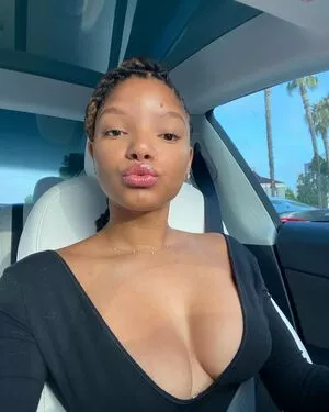Halle Bailey OnlyFans Leaked Free Thumbnail Picture - #br9b2UvFFC