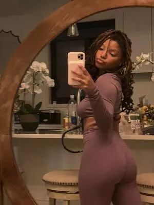 Halle Bailey OnlyFans Leaked Free Thumbnail Picture - #fdnbbIiHI1