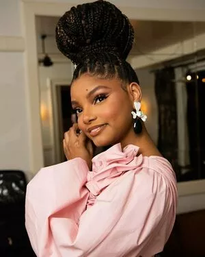 Halle Bailey OnlyFans Leaked Free Thumbnail Picture - #jjm6DYfJ7w