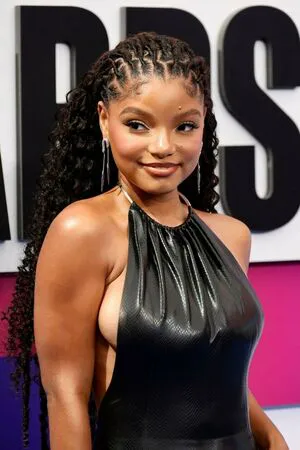 Halle Bailey OnlyFans Leaked Free Thumbnail Picture - #k6cX7aFmXN