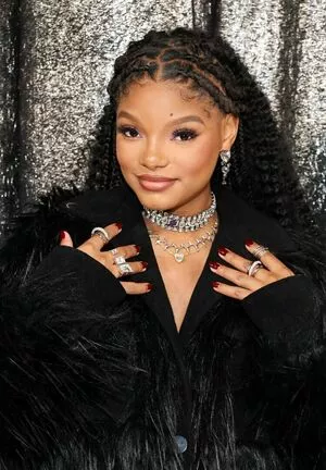 Halle Bailey OnlyFans Leaked Free Thumbnail Picture - #oghlms7iJK