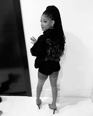 Halle Bailey OnlyFans Leaked Free Thumbnail Picture - #ovnxOR5KWG