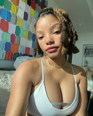 Halle Bailey OnlyFans Leaked Free Thumbnail Picture - #pOrfYv9SL8