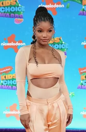 Halle Bailey OnlyFans Leaked Free Thumbnail Picture - #ue3kO1Zj01