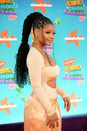 Halle Bailey OnlyFans Leaked Free Thumbnail Picture - #vjiCSaaBgp