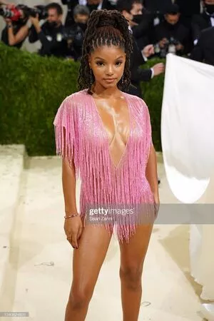 Halle Bailey OnlyFans Leaked Free Thumbnail Picture - #xHI49YUF6A