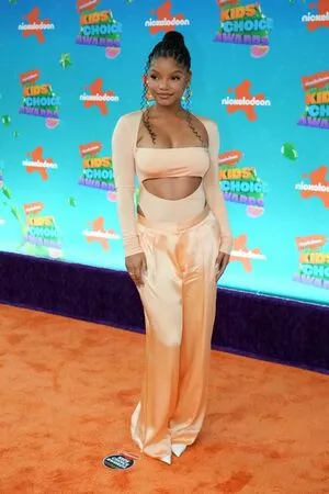 Halle Bailey OnlyFans Leaked Free Thumbnail Picture - #yGnvPaUcuz