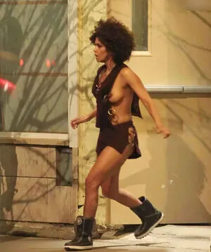 Halle Berry OnlyFans Leaked Free Thumbnail Picture - #1985LYWRf5