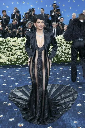 Halle Berry OnlyFans Leaked Free Thumbnail Picture - #3Cmz40IeUw