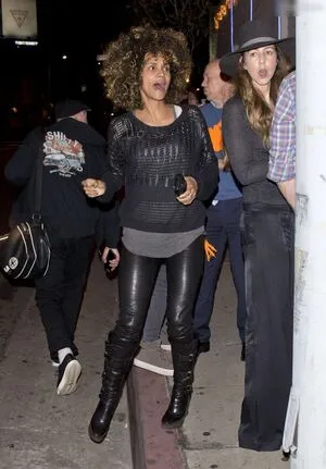 Halle Berry OnlyFans Leaked Free Thumbnail Picture - #4HkPgfzuFz