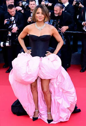 Halle Berry OnlyFans Leaked Free Thumbnail Picture - #DSsbyH11lA