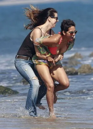 Halle Berry OnlyFans Leaked Free Thumbnail Picture - #DaMMrdbhmk