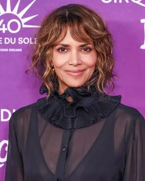 Halle Berry OnlyFans Leaked Free Thumbnail Picture - #InPeyMtIKO