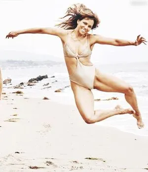 Halle Berry OnlyFans Leaked Free Thumbnail Picture - #P7YQ2vX8je