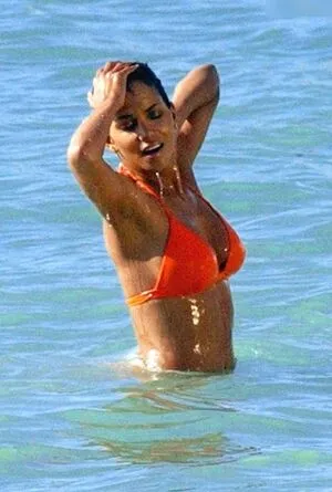 Halle Berry OnlyFans Leaked Free Thumbnail Picture - #YcHQ19fvst