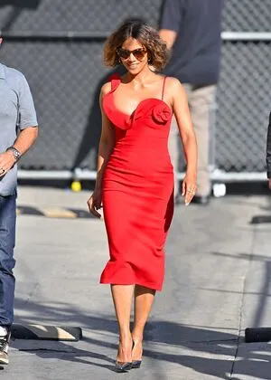 Halle Berry OnlyFans Leaked Free Thumbnail Picture - #bhNH4oCvgV