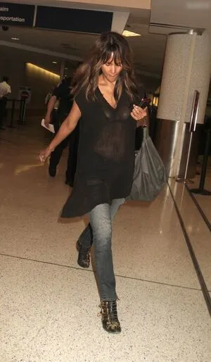 Halle Berry OnlyFans Leaked Free Thumbnail Picture - #kM3h9PrepX