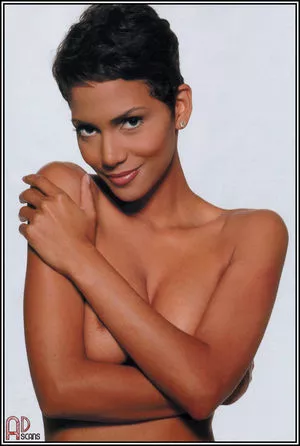 Halle Berry OnlyFans Leaked Free Thumbnail Picture - #2Kb0GFK0tJ