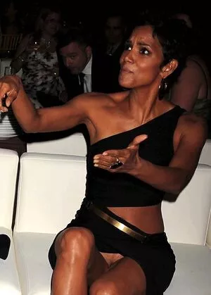 Halle Berry OnlyFans Leaked Free Thumbnail Picture - #v0ppC85GvJ