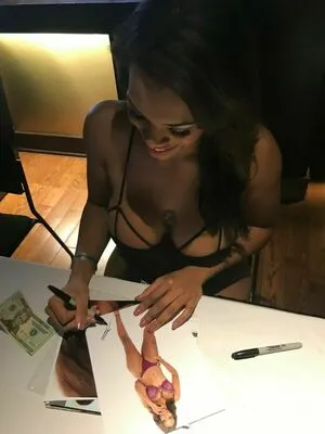 Halle Hayes OnlyFans Leaked Free Thumbnail Picture - #dkr32NfbmS