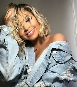 Halle Kirk OnlyFans Leaked Free Thumbnail Picture - #BPBwwtjanh