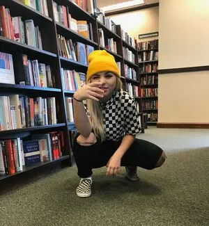 Halle Kirk OnlyFans Leaked Free Thumbnail Picture - #FYD2wMS76D