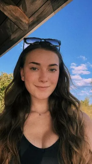 Halledawson22 OnlyFans Leaked Free Thumbnail Picture - #Z2QpexWs2Y