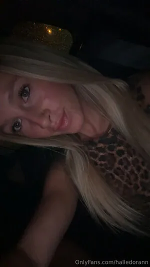 Halledorann OnlyFans Leaked Free Thumbnail Picture - #mYtquIURmB