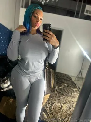 Hallehayestv OnlyFans Leaked Free Thumbnail Picture - #34P7H3j6GT
