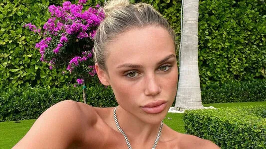 Hallie Batchelder OnlyFans Leaked Free Thumbnail Picture - #30YprYUS4w