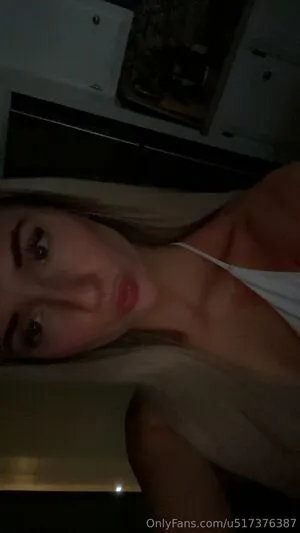 Halliecooper OnlyFans Leaked Free Thumbnail Picture - #fpyPm9N3MS