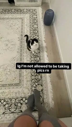 Halola OnlyFans Leaked Free Thumbnail Picture - #2DRbOBzaTt