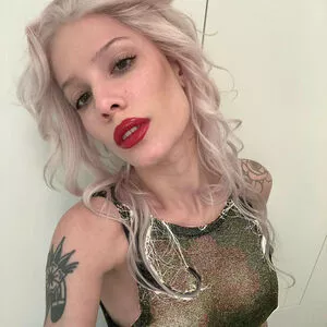 Halsey OnlyFans Leaked Free Thumbnail Picture - #2tSdXe1gxW