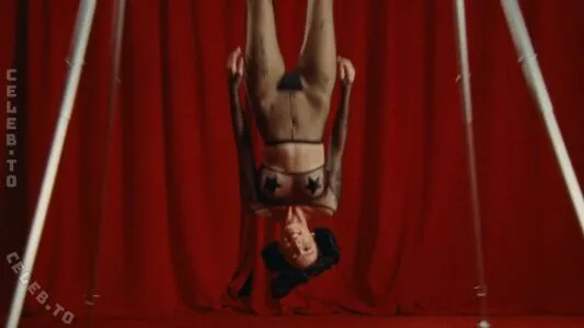 Halsey OnlyFans Leaked Free Thumbnail Picture - #5Gq6n3V6Te