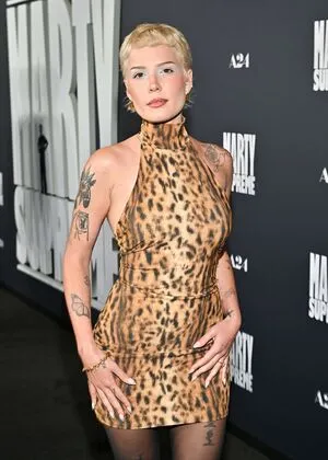 Halsey OnlyFans Leaked Free Thumbnail Picture - #6HpXEwAtFm