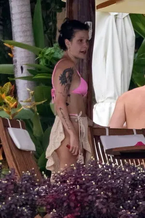 Halsey OnlyFans Leaked Free Thumbnail Picture - #7yEeUTE1NN