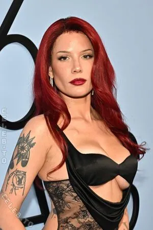 Halsey OnlyFans Leaked Free Thumbnail Picture - #AKbQwTB7Ac