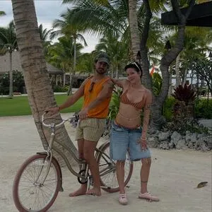 Halsey OnlyFans Leaked Free Thumbnail Picture - #AvJgl4YhtY