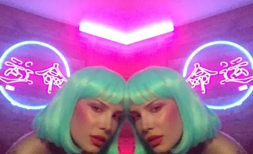 Halsey OnlyFans Leaked Free Thumbnail Picture - #CGbauf1J53