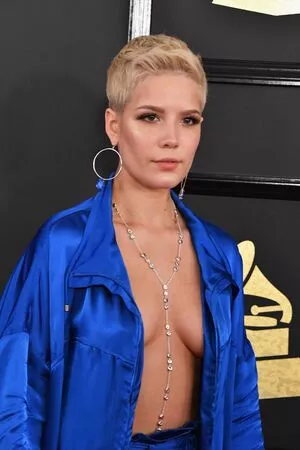 Halsey OnlyFans Leaked Free Thumbnail Picture - #Hg072ZIsRH