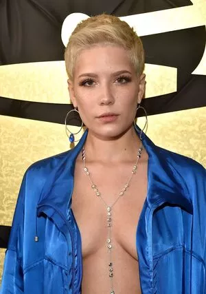Halsey OnlyFans Leaked Free Thumbnail Picture - #I1Z2adGTRN