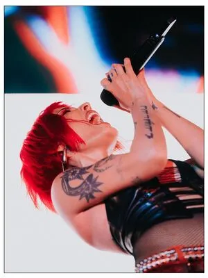 Halsey OnlyFans Leaked Free Thumbnail Picture - #Jk5T70RiLh