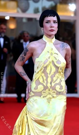 Halsey OnlyFans Leaked Free Thumbnail Picture - #JsqRkpZscj