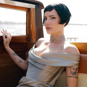 Halsey OnlyFans Leaked Free Thumbnail Picture - #LL5N9E7wFa